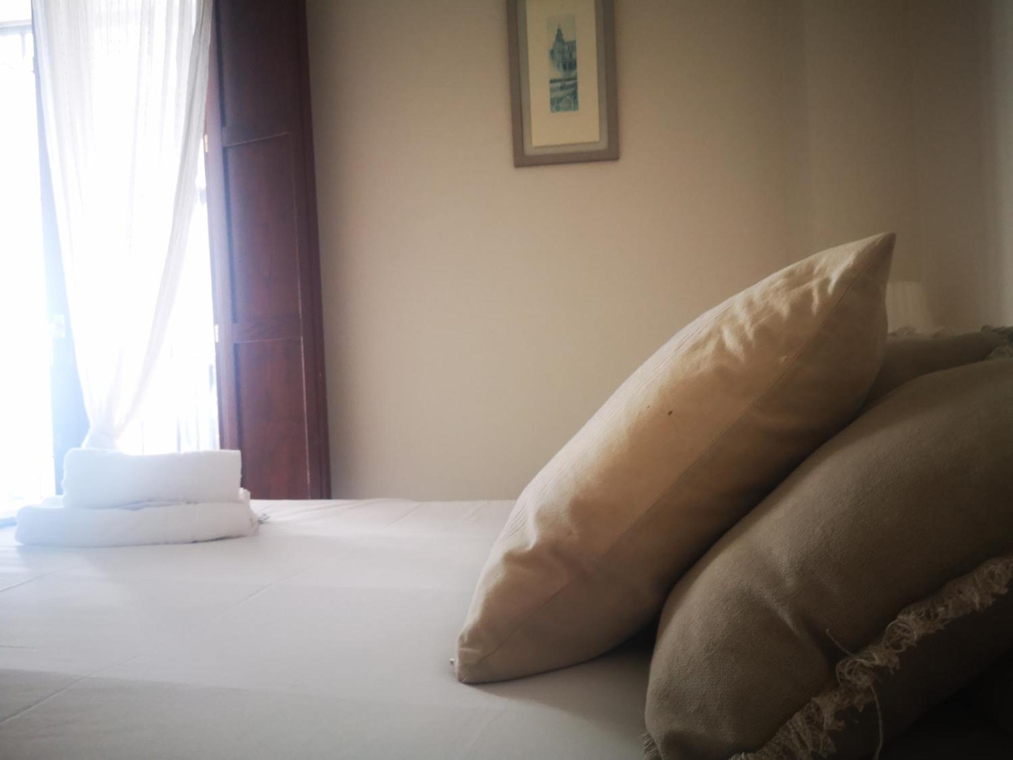 Charming & Quiet Apartment In Plaza Del Salvador Севилья Экстерьер фото
